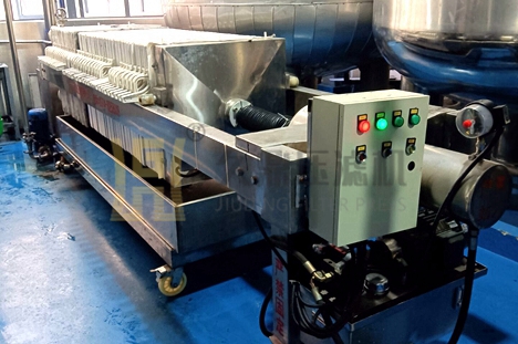 食品食用油過濾現場